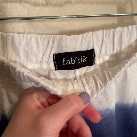 Fab’rik flowy ombré white and blue shorts - Picture 3 of 3